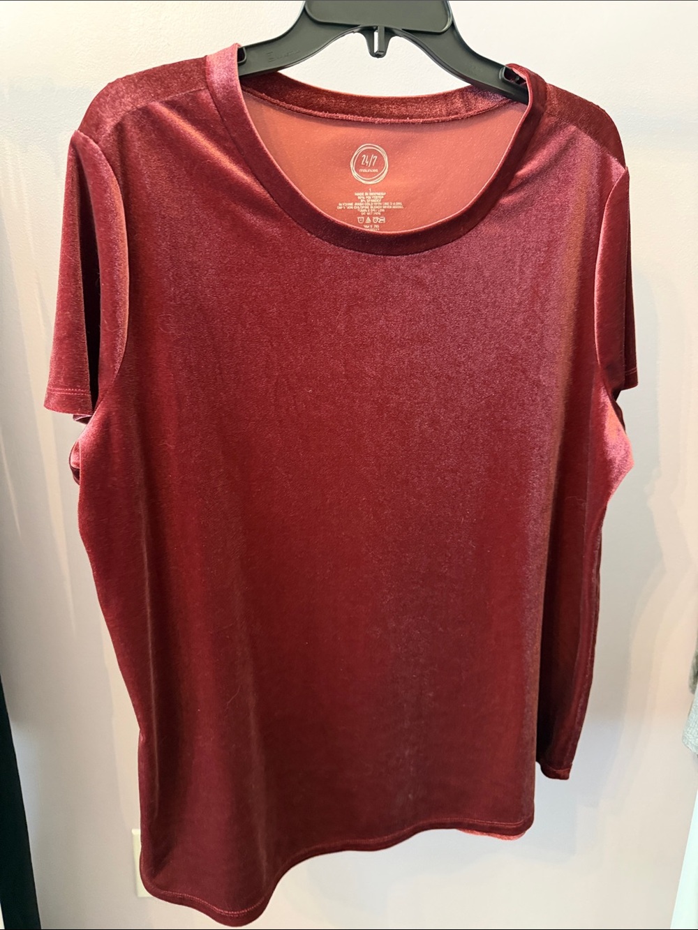 Women’s Velvet Short Sleeve Tee - Burgundy
